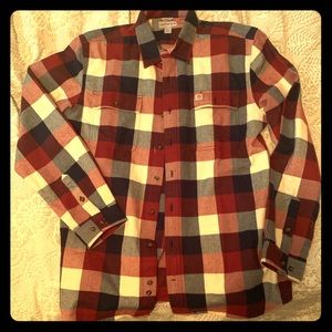 Men’s carhartt flannel button down
